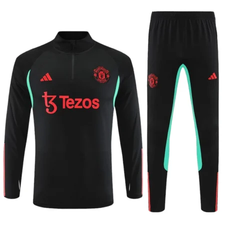 Manchester United Black Training Tracksuit 2023/24