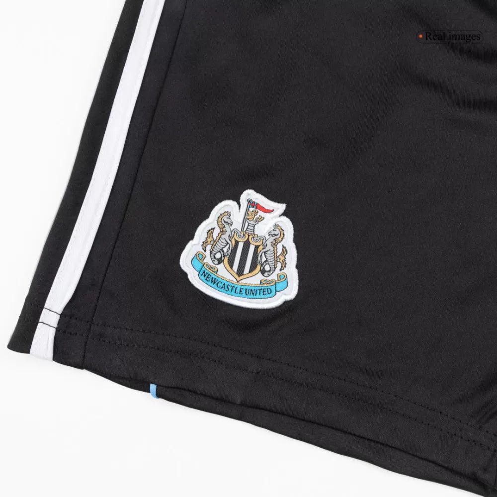 New Castle Home 2025/26 - Master Quality - Image 13