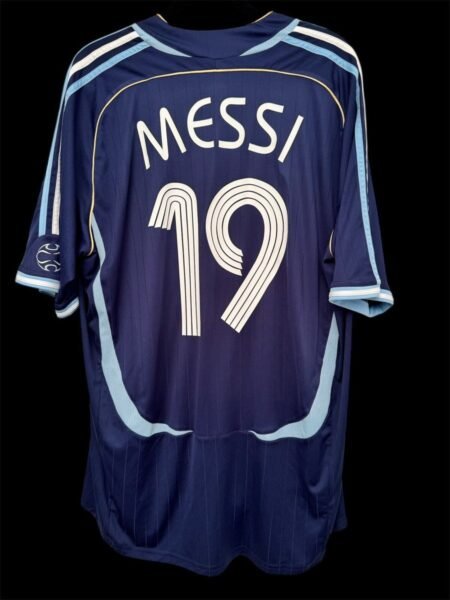 Messi 19 - 2006 Argentina Away jersey - Retro (Authentic)