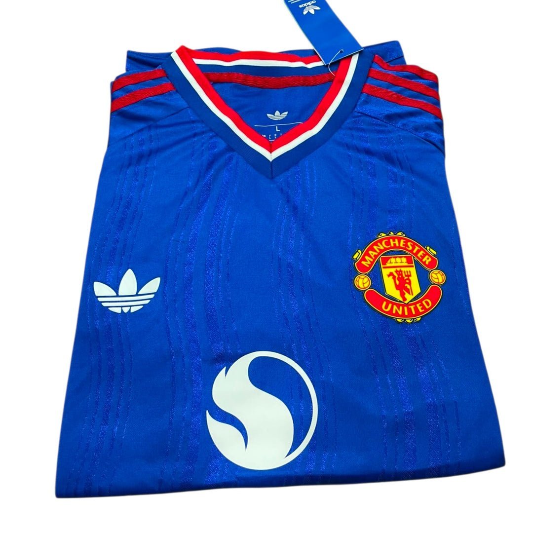 Manchester United Away 2026/27 - Player version (Authentic) - Image 4